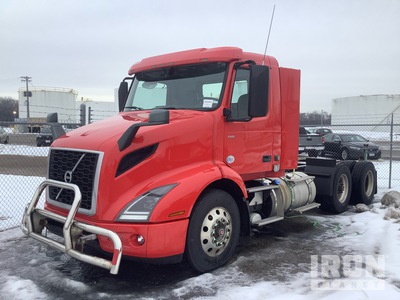 2021 Volvo VNR 6x2 T/A Day Cab Truck Tractor