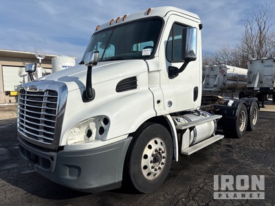 2016 Freightliner Cascadia  113 6x4 T/A Day Cab Truck Tractor