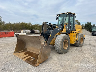 2015 John Deere 624K Wheel Loader