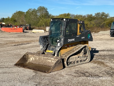 2021 John Deere 325G Compacte Schranklader