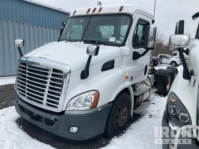 2018 Freightliner CA113DC 6x4 T/A Day Cab Truck Tractor (Inoperable)