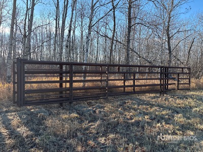 Quantity of (2) x 52 ft 52 in Livestock Panel