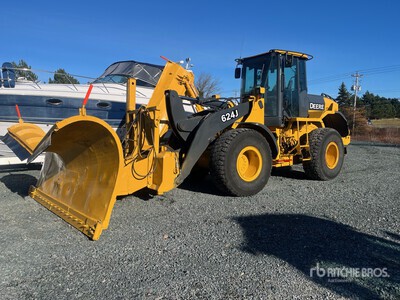 John Deere 624J Wheel Loader