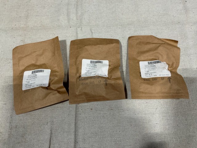 (355) Basic Rubber & Plastics 12518725 Mounting Brackets