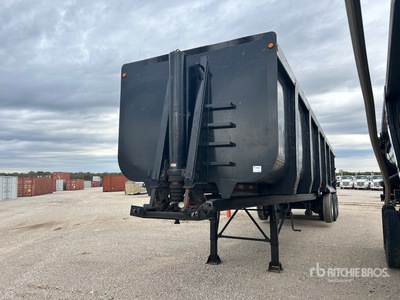 2009 Manac Tri/A Quarter Frame Tipping Trailer