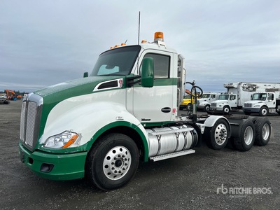2016 Kenworth T680 8x4 Tri/A Day Cab Truck Tractor