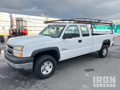 2006 Chevrolet Silverado 2500HD 4x4 Extended Cab Pickup