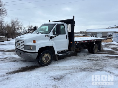 2007 Chevrolet C5500 4x2 Flatbed Dump Truck