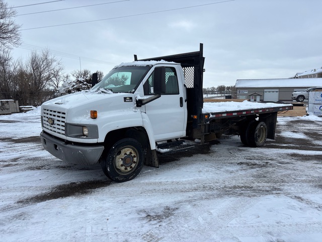 2007 Chevrolet C5500 4x2 Flatbed Dump Truck