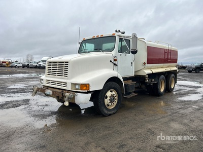 1994 International F-8200 6x4 Wassertank-Lkw