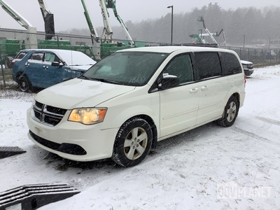 2013 Dodge Grand Caravan SE Minivan