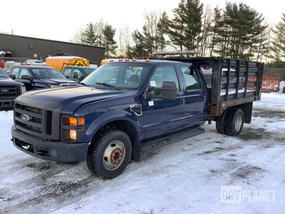 2010 Ford F-350 XL Super Duty Flatbed Truck
