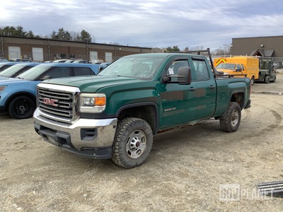 2015 GMC Sierra 2500 HD 4x4 Pickup