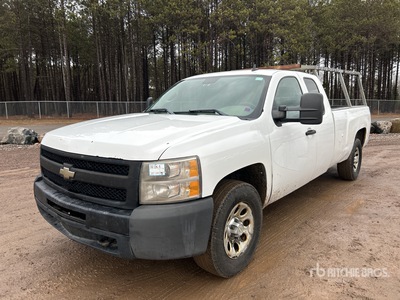2010 Chevrolet Silverado 1500 4x4 Extended Cab Pickup