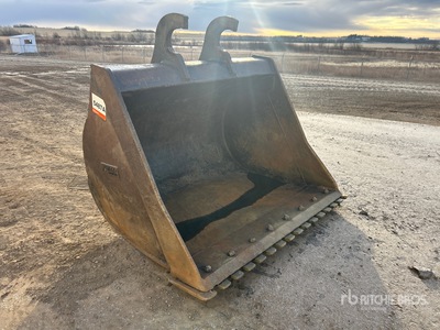 SMS 66 in Q/C Cleanup Excavator Bucket
