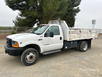 2000 Ford F-450 4x2 Camion à benne basculante
