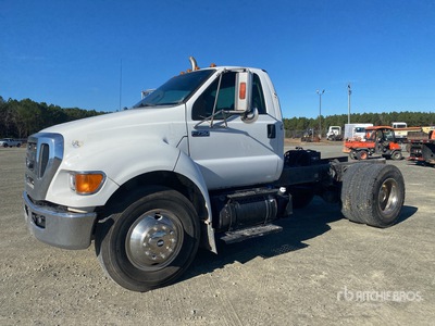 2015 Ford F-750 4x2 Cab and Chassis