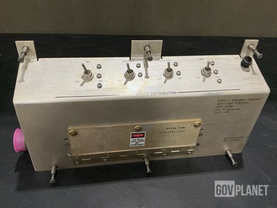 Raytheon 5753704 Circuit Breaker Assembly