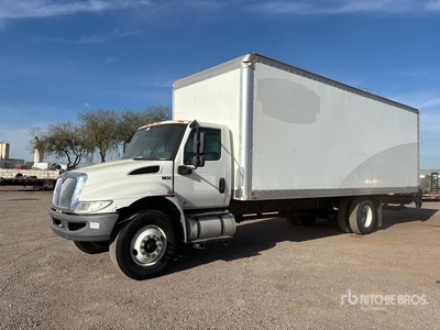 2020 International MV607 4x2 شاحنة فان