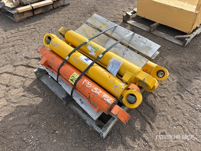 Quantity of Hydraulic Cylinder