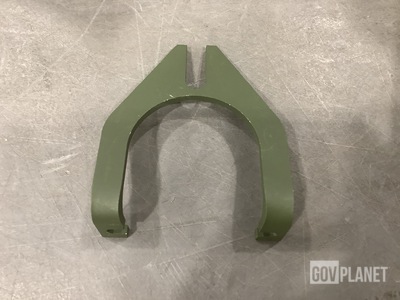 (16) Oshkosh 3046856 Mounting Brackets