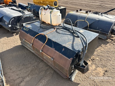 John Deere BR72 72 in Skid Steer Sweeper