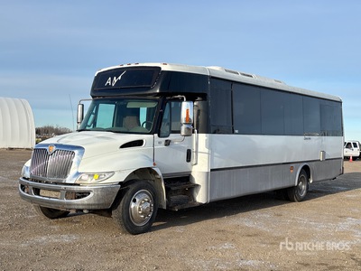 2011 International 3000 4x2 25-Seat Bus