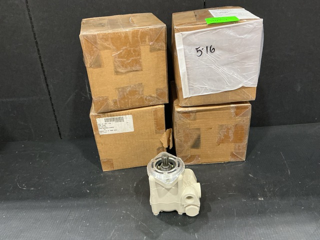 (5) Oshkosh 3811734 Power Steering Pump Assemblies