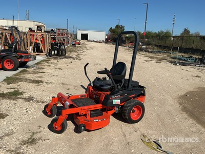 Kubota Z232KW-42 Zero-Turn Lawn Mower