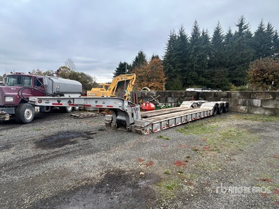 1998 Trail King TK110 HDG-503 50 ton Tri/A Removable Gooseneck Lowboy Trailer