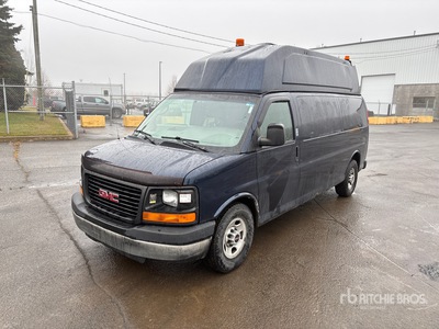 2011 GMC Savana 3500 Utility Truck