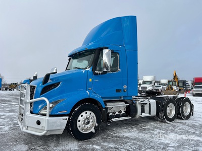 2019 Volvo VNR 6x4 T/A Day Cab Truck Tractor
