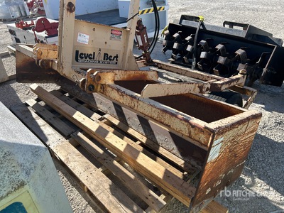 Level Best 97 in Niveleuse Skid Steer