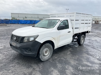2016 Nissan NP300 Camion con Plataforma / Camion à Plateau