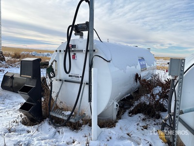 2016 Westeel Fuel-Vault 8500 L Skid Mounted Steel Réservoir de carburant