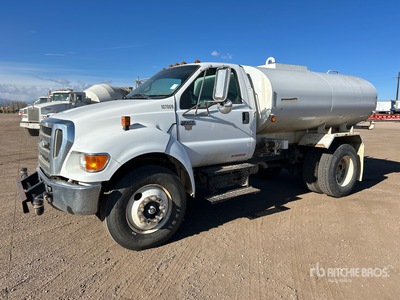 2007 Ford F-750 XL 4x2 Water Truck