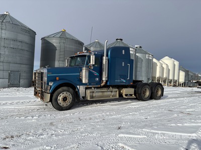 Freightliner Sleeper Truck Tractor