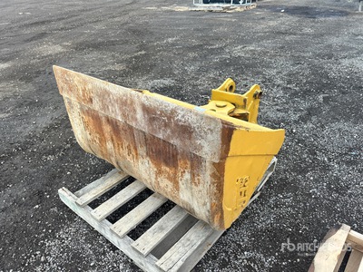 SEC 50 in Q/C Tilting Excavator Bucket - Fits Cat 308