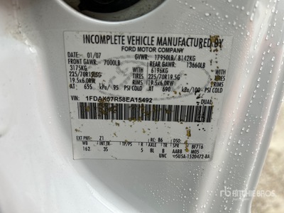 2008 Ford F-550 XLT 4x4 Extended Cab Camión volquete