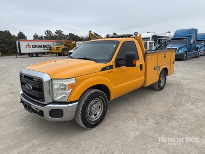 2016 Ford F-250 4x2 Utility Truck