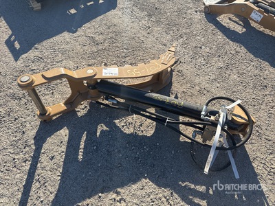 2026 Warrior WCHT305 8 in Hydraulic Excavator Thumb - Fits Cat 305 / 5 - 8 ton (Unused)