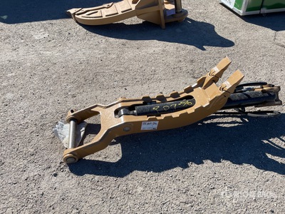 2026 Warrior WCHT305 5-8T to fit CAT305 Hydraulic Thumb Excavator Thumb (Unused)