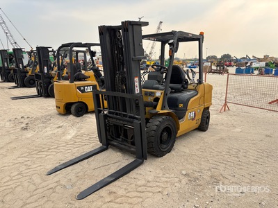 2021 Cat GP30NT 3 ton Wózek widłowy