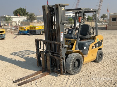 2016 Cat GP30NT 3 ton Wózek widłowy