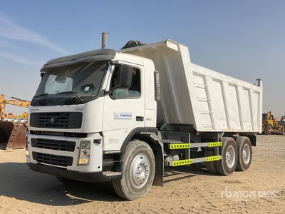 2005 Volvo FM12-380 6x4 3-Achs Kipper-Lkw