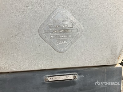 2005 Kobelco CKE1350 135 ton Grue sur chenilles à flèches en treillis