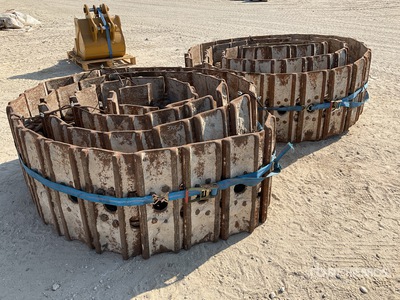 Quantity of (2) Track Shoes & Link Sets- Fits Cat 390F