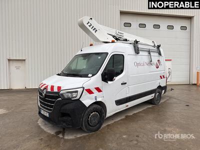 2021 France Élévateur 121FT 10 m on 2021 Renault Master 4x2 Fourgon Nacelle Bucket Truck (Inoperable)