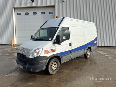 2014 Iveco 35S11 Vehicule Utilitaire Cargo Van