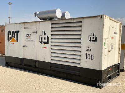 2011 Cat 800 kVA Containerized Generator Set